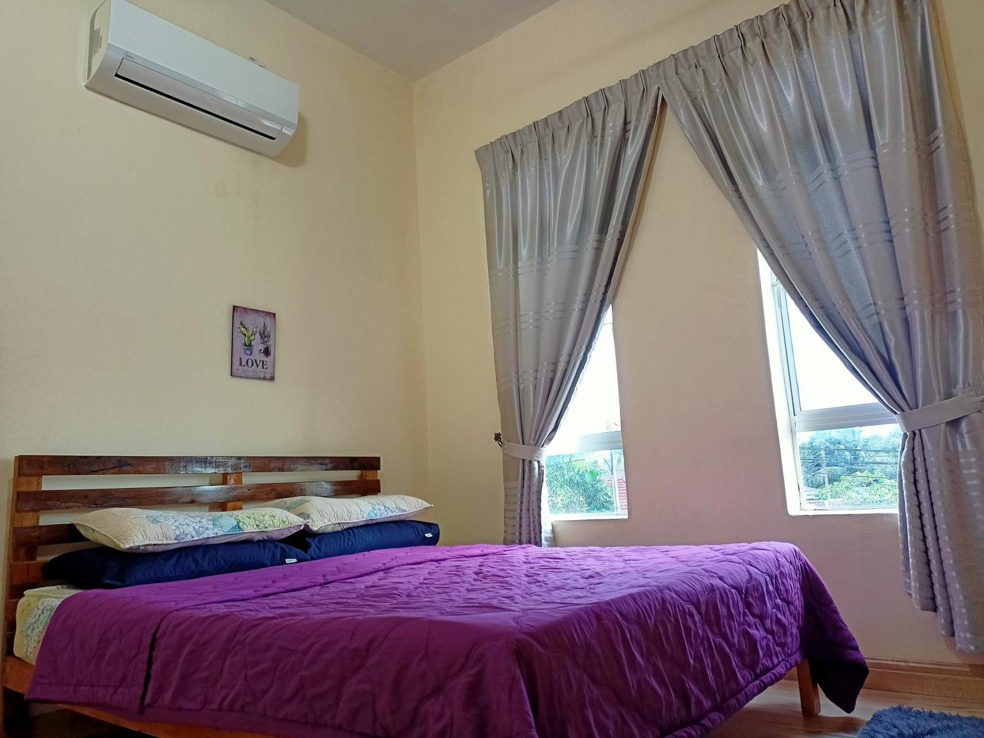 Topville Homestay Kangar Exterior photo