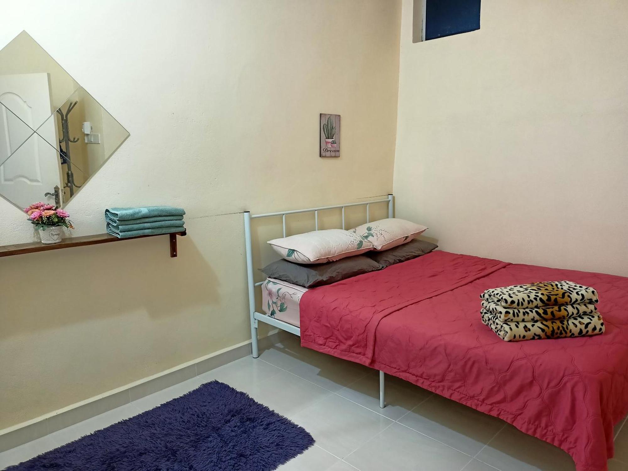Topville Homestay Kangar Exterior photo