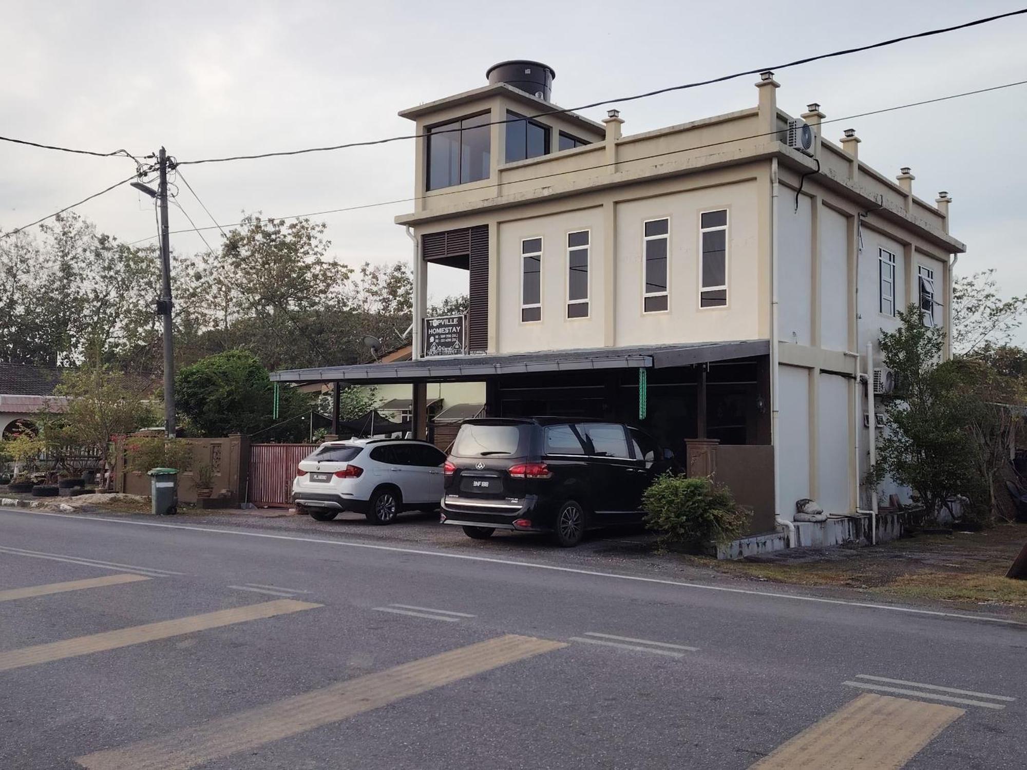 Topville Homestay Kangar Exterior photo